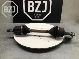 Used Front drive shaft, left Fiat 500X (334) 1.6 D 16V Multijet II Price on request offered by BZJ b.v.