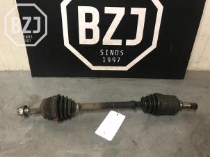 Used Front drive shaft, left Fiat 500 (312) 1.4 16V Price on request offered by BZJ b.v.