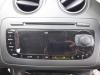 Radio CD player from a Seat Ibiza ST (6J8), 2010 / 2016 1.2 TDI Ecomotive, Combi/o, Diesel, 1.199cc, 55kW (75pk), FWD, CFWA, 2010-04 / 2015-05 2011