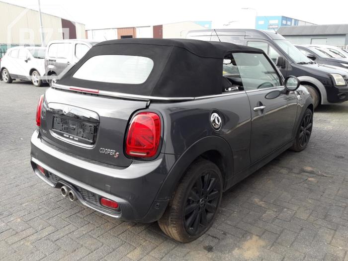 Używane Panel boczny prawy tyl Mini Mini Convertible (F57) 2.0 16V Cooper S Cena € 500,00 Procedura marży oferowane przez BZJ b.v.
