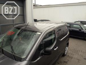 Used Roof Peugeot Partner (EF/EU) 1.2 PureTech 110 Price € 605,00 Inclusive VAT offered by BZJ b.v.
