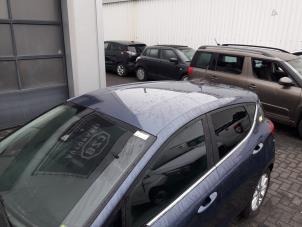 Gebrauchte Dach Ford Fiesta 7 1.0 EcoBoost 12V Preis € 500,00 Margenregelung angeboten von BZJ b.v.
