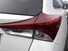 Feu arrière droit d'un Toyota Auris Touring Sports (E18), 2013 / 2018 1.8 16V Hybrid, Combi, Electrique Essence, 1.798cc, 100kW (136pk), FWD, 2ZRFXE, 2013-07 / 2018-12, ZWE186L-DW; ZWE186R-DW 2019