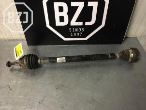 Used Front drive shaft, right Skoda Yeti (5LAC) 1.2 TSI 16V Price on request offered by BZJ b.v.