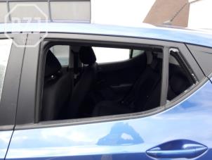 Usagé Vitre portière 4portes arrière gauche Hyundai i10 (B5) 1.0 12V Prix sur demande proposé par BZJ b.v.