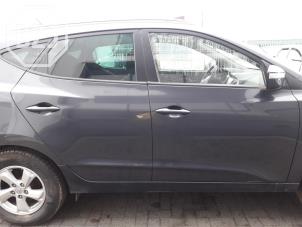 Used Style, middle right Hyundai iX35 (LM) 2.0 16V Price on request offered by BZJ b.v.