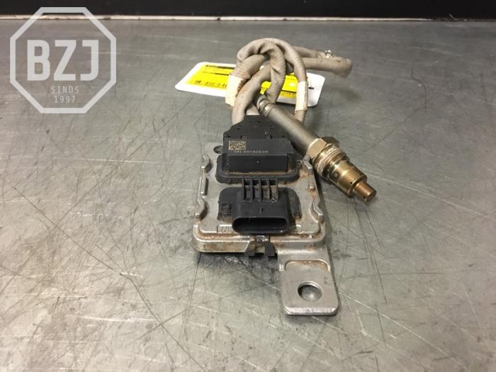 Nox sensor from a Volkswagen T-Roc I 2.0 TDI 150 16V 2020