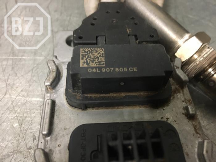 Nox sensor from a Volkswagen T-Roc I 2.0 TDI 150 16V 2020