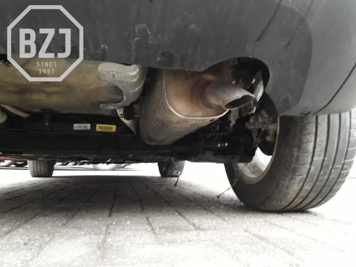 Gebrauchte Auspuff Enddämpfer Opel Crossland (X) 1.2 Turbo 12V Preis auf Anfrage angeboten von BZJ b.v.