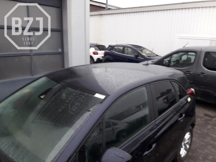 Używane Dach Opel Crossland (X) 1.2 Turbo 12V Cena na żądanie oferowane przez BZJ b.v.
