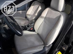 Used Set of upholstery (complete) Nissan Qashqai (J11) 1.6 dCi Price on request offered by BZJ b.v.