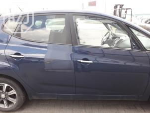 Used Style, middle right Hyundai iX20 (JC) 1.6 CRDi 16V VGT Price on request offered by BZJ b.v.