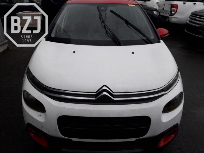 Carrocería delantera completa de un Citroën C3 (SX/SW) 1.2 Vti 12V PureTech 2018