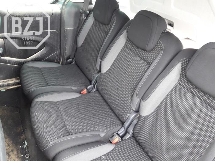 Rear seat from a Peugeot Partner Tepee (7A/B/C/D/E/F/G/J/P/S) 1.2 12V e-THP PureTech 110 2017