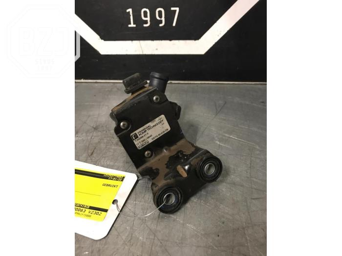 Begagnade Vattenpump Ford Kuga II (DM2) 1.5 EcoBoost 16V 150 Pris på förfrågan erbjuds av BZJ b.v.
