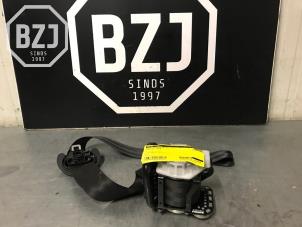 Used Seatbelt tensioner, right Audi A3 (8V1/8VK) 1.6 TDI 16V Price € 100,00 Margin scheme offered by BZJ b.v.
