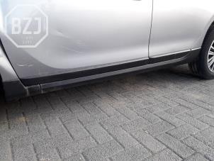 Used Side skirt, left Peugeot 2008 (CU) 1.2 12V e-THP PureTech 110 Price on request offered by BZJ b.v.