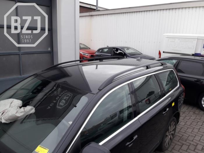 Używane Dach Volvo V70 (BW) 1.6 T4 16V Cena na żądanie oferowane przez BZJ b.v.
