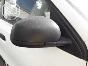 Gebrauchte Außenspiegel rechts Renault Twingo III (AH) 1.0 SCe 70 12V Preis auf Anfrage angeboten von BZJ b.v.