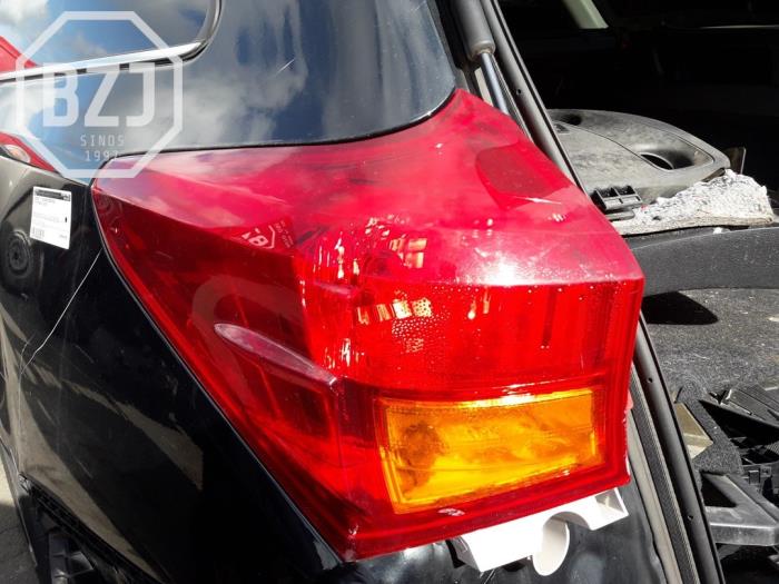 Tylne swiatlo pozycyjne lewe z Toyota Auris Touring Sports (E18) 1.4 D-4D-F 16V 2015