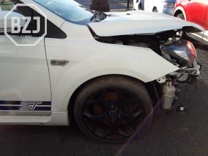 Used Front wing, right Ford Focus 2 2.5 20V ST Price on request offered by BZJ b.v.