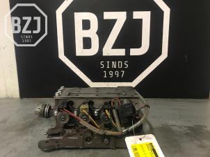 Gebrauchte Ventilblock hydraulisch Hyundai Tucson Preis auf Anfrage angeboten von BZJ b.v.
