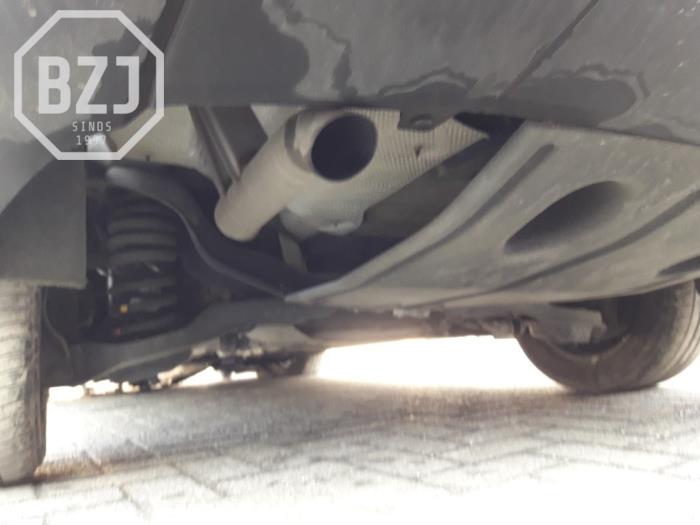 Gebrauchte Auspuff Enddämpfer Ford Focus 3 Wagon 1.5 TDCi Preis auf Anfrage angeboten von BZJ b.v.