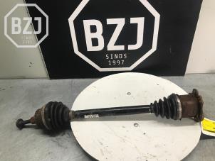 Used Front drive shaft, right Audi A4 Cabrio (B7) Price on request offered by BZJ b.v.