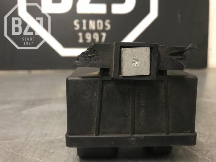 Glow plug relay from a Jeep Cherokee 2018
