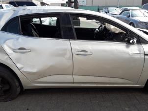 Used Style, middle right Renault Megane IV (RFBB) 1.2 Energy TCE 130 Price on request offered by BZJ b.v.