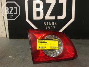Gebrauchte Rücklicht links Volkswagen Passat Preis € 30,00 Margenregelung angeboten von BZJ b.v.