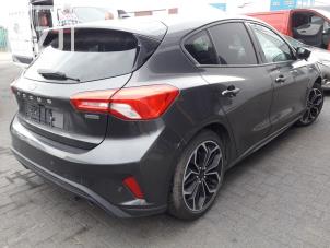 Used Rear side panel, right Ford Focus 4 1.0 Ti-VCT EcoBoost 12V 125 Price on request offered by BZJ b.v.