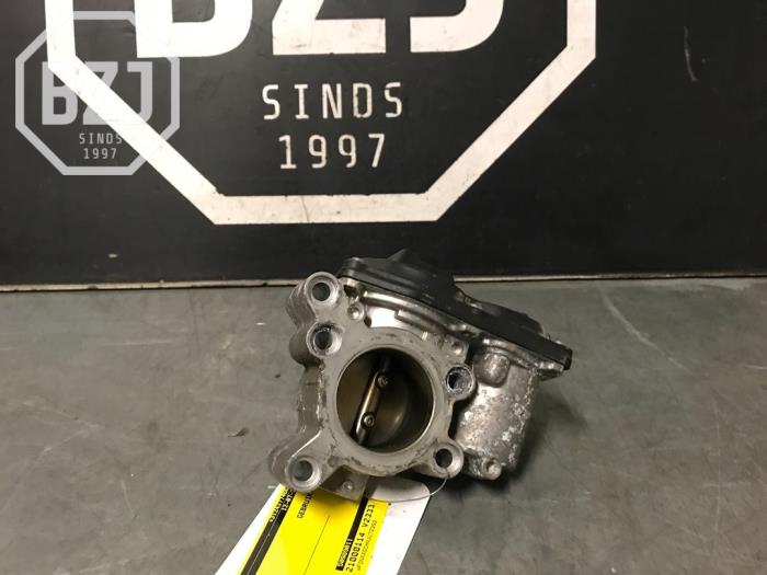 Drosselklappengehäuse Ford Focus 4, 2018 / 2025 1.0 Ti-VCT EcoBoost 12V 125, Fließheck, Benzin, 999cc, 92kW (125pk), FWD, B7DA, 2018-01 / 2025-11 (Gebraucht)