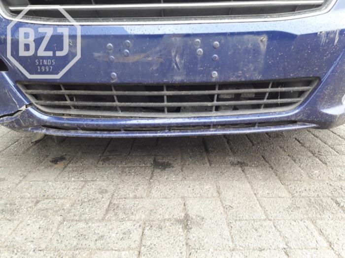 Używane Grill Ford Ka+ 1.2 Ti-VCT Cena na żądanie oferowane przez BZJ b.v.