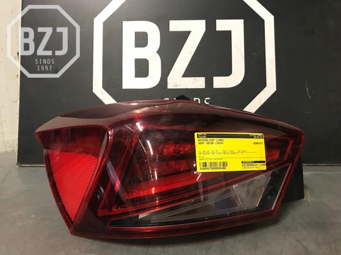 Taillight, left from a Seat Ibiza V (KJB) 1.0 TSI 12V 2019