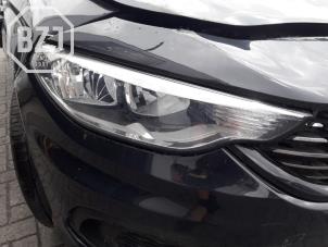 Used Headlight, right Fiat Tipo (356H/357H) 1.4 16V Price on request offered by BZJ b.v.