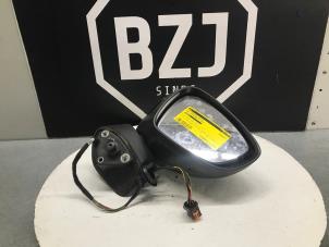 Used Wing mirror, right Opel Crossland/Crossland X 1.6 CDTi 120 Price on request offered by BZJ b.v.