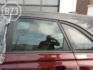 Used Rear door window 4-door, left Opel Crossland/Crossland X 1.6 CDTi 120 Price on request offered by BZJ b.v.