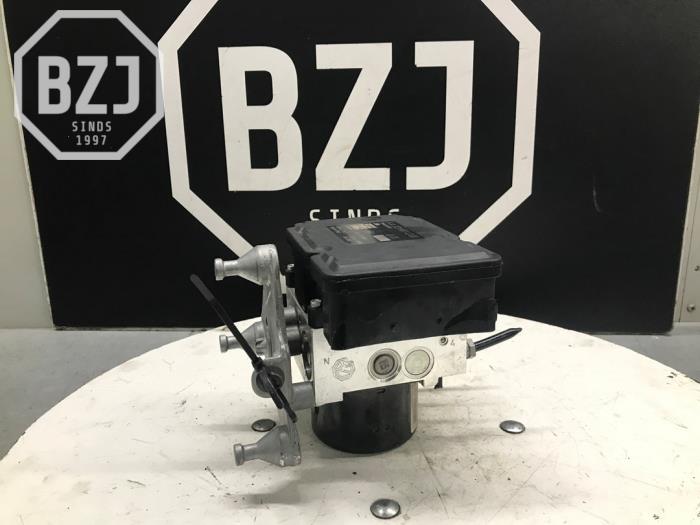 Gebrauchte ABS Pumpe Mercedes GLK (204.7/9) 2.2 200 CDI 16V BlueEfficiency Preis € 250,00 Margenregelung angeboten von BZJ b.v.