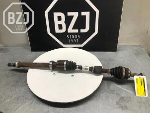 Used Front drive shaft, right Renault Clio V (RJAB) 1.0 TCe 90 12V Price on request offered by BZJ b.v.