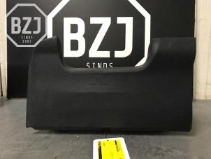 Gebrauchte Airbag knie links Toyota Auris Touring Sports (E18) 1.4 D-4D-F 16V Preis auf Anfrage angeboten von BZJ b.v.