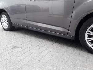 Used Side skirt, right Ford C-Max (DXA) 1.0 Ti-VCT EcoBoost 12V 125 Price on request offered by BZJ b.v.