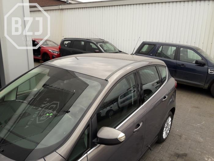 Używane Dach Ford C-Max (DXA) 1.0 Ti-VCT EcoBoost 12V 125 Cena na żądanie oferowane przez BZJ b.v.