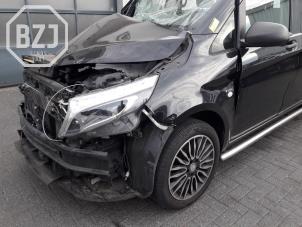 Used Front left bodywork corner Mercedes Vito (447.6) 2.2 119 CDI 16V BlueTEC Price € 605,00 Inclusive VAT offered by BZJ b.v.