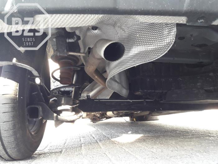 Exhaust rear silencer from a Renault Express 1.5 dCi 95 2021