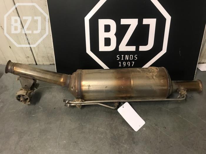 Gebrauchte Rußfilter Peugeot 3008 II (M4/MC/MJ/MR) 1.6 BlueHDi 115 Preis € 350,00 Margenregelung angeboten von BZJ b.v.