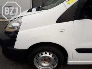 Used Front wing, left Citroen Jumpy (G9) 2.0 HDiF 16V 125 Price on request offered by BZJ b.v.