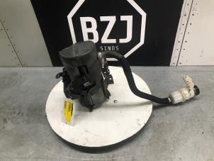 Used Power steering pump Citroen Jumpy (G9) 2.0 HDiF 16V 125 Price on request offered by BZJ b.v.