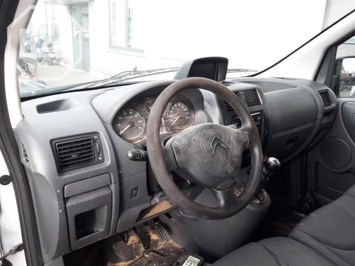 Usados Salpicadero Citroen Jumpy (G9) 2.0 HDiF 16V 125 Precio de solicitud ofrecido por BZJ b.v.