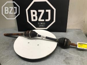 Used Front drive shaft, right Toyota ProAce 2.0 D-4D 177 16V Worker Price on request offered by BZJ b.v.